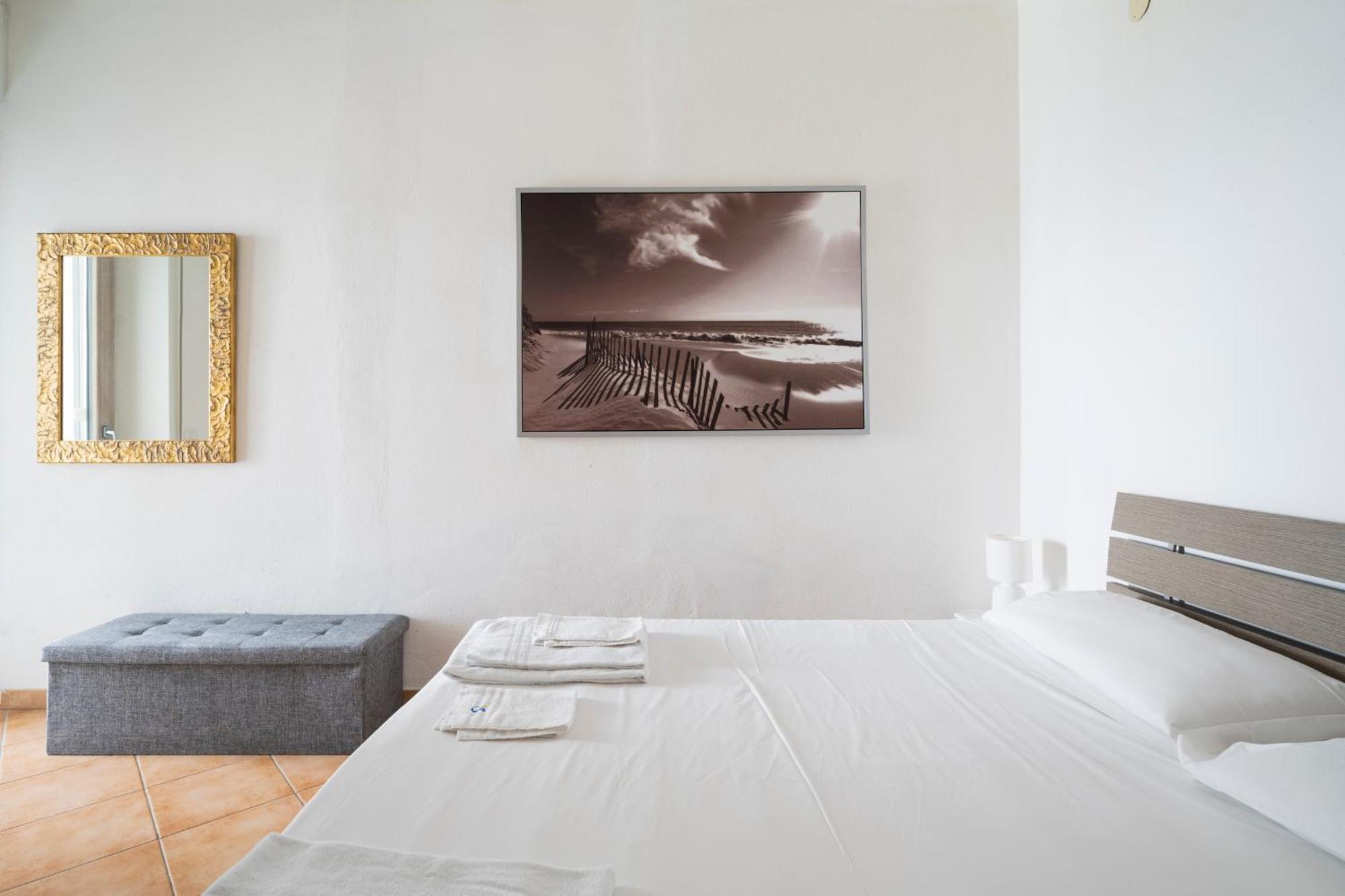 Apartamento Seaview House Cala Gonone Habitación foto